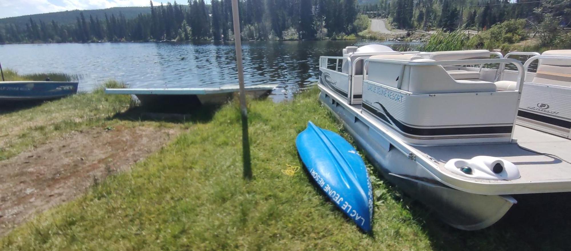 Lac Le Jeune Nature Resort Logan Lake Exterior foto